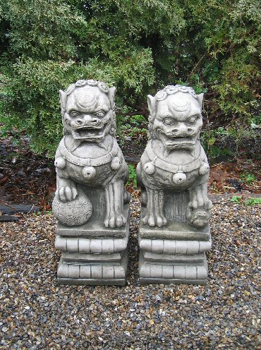 KD9,10 &11 Chinese Lion, Lioness on Plinths
